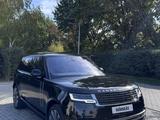 Land Rover Range Rover 2023 годаүшін94 000 000 тг. в Алматы – фото 3