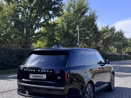 Land Rover Range Rover 2023 года за 94 000 000 тг. в Алматы – фото 8