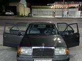 Mercedes-Benz E 230 1992 года за 1 017 647 тг. в Шымкент