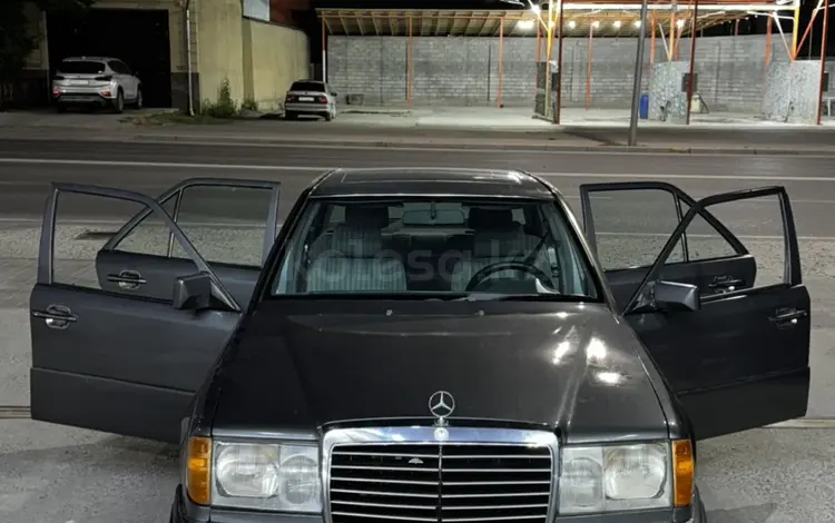 Mercedes-Benz E 230 1992 года за 1 017 647 тг. в Шымкент