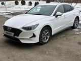 Hyundai Sonata 2023 годаfor12 500 000 тг. в Алматы – фото 2