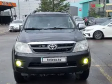 Toyota Fortuner, 2007