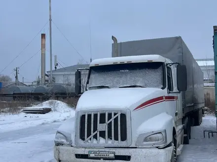 Volvo  VNL 1998 года за 12 000 000 тг. в Астана