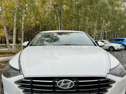 Hyundai Sonata 2019 года за 8 300 000 тг. в Астана – фото 2