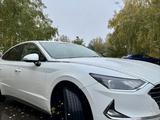 Hyundai Sonata 2019 годаүшін8 300 000 тг. в Астана – фото 4