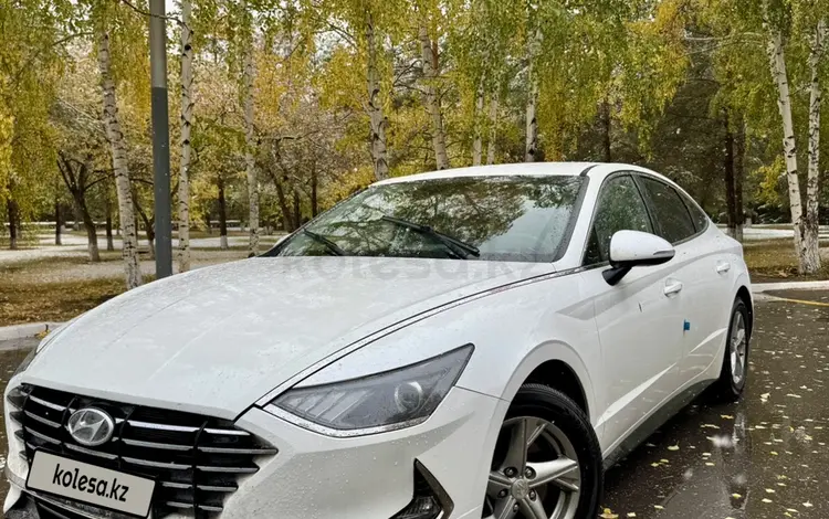 Hyundai Sonata 2019 года за 8 300 000 тг. в Астана