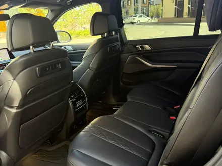 BMW X7 2020 года за 40 500 000 тг. в Астана – фото 25