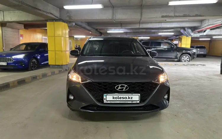 Hyundai Accent 2023 года за 7 990 000 тг. в Костанай