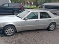 Mercedes-Benz E 220 1994 годаүшін1 500 000 тг. в Астана – фото 4