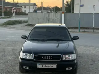 Audi 100