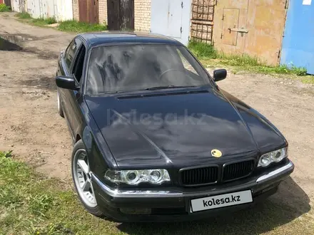 BMW 740 2000 года за 4 775 000 тг. в Петропавловск – фото 23