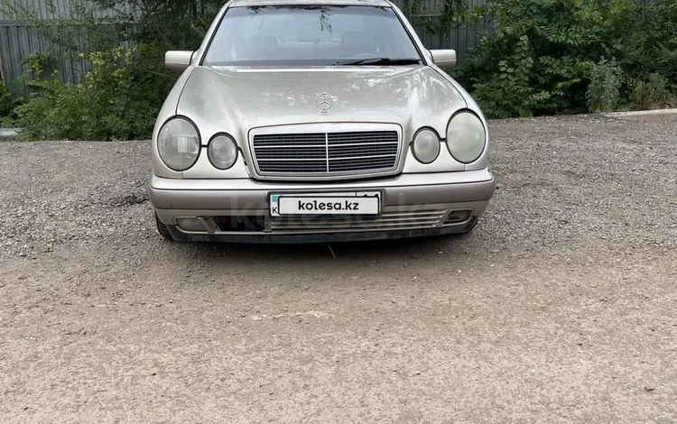 Mercedes-Benz E 230 1996 годаүшін1 600 000 тг. в Астана