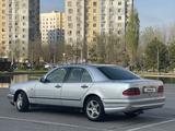 Mercedes-Benz E 320 1996 годаүшін3 150 000 тг. в Алматы – фото 4