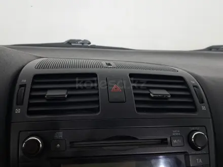 Toyota Avensis 2009 года за 4 190 000 тг. в Астана – фото 24