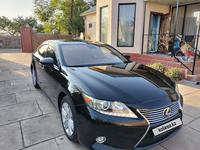 Lexus ES 250 2012 годаfor13 100 000 тг. в Алматы