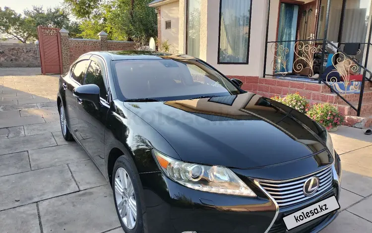 Lexus ES 250 2012 годаfor13 100 000 тг. в Алматы