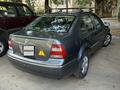 Volkswagen Jetta 2004 года за 1 400 000 тг. в Алматы – фото 2