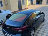 Hyundai Elantra 2018 года за 5 000 000 тг. в Атырау – фото 4