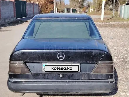 Mercedes-Benz E 230 1991 года за 1 000 050 тг. в Алматы – фото 4