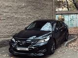 Toyota Camry 2019 года за 15 700 000 тг. в Алматы