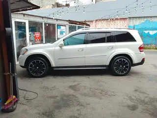 Mercedes-Benz GL 500