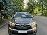 Toyota Highlander 2015 года за 14 800 000 тг. в Алматы – фото 3
