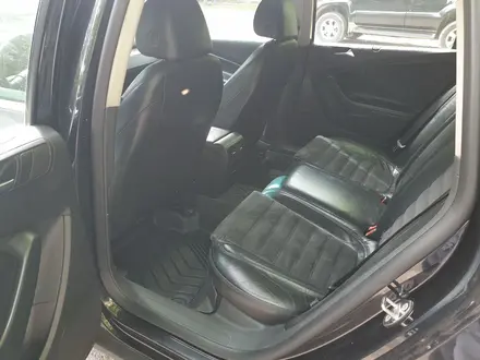 Volkswagen Passat 2008 года за 3 800 000 тг. в Алматы – фото 9