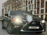 Lexus ES 300h 2015 годаүшін16 000 000 тг. в Актау