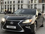 Lexus ES 300h 2015 годаүшін16 000 000 тг. в Актау – фото 2