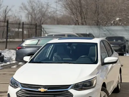 Chevrolet Onix 2023 года за 4 400 000 тг. в Алматы