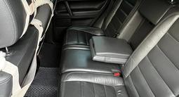 Volkswagen Touareg 2005 года за 6 500 000 тг. в Уральск – фото 5