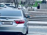 Toyota Camry 2017 года за 11 000 000 тг. в Атырау – фото 5