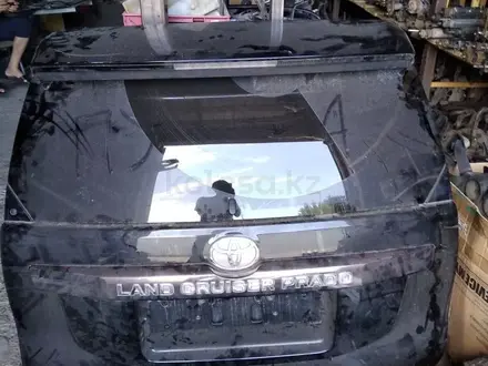Крышка багажника на Land Cruiser Prado 150 4.0 2014г. за 350 000 тг. в Шымкент