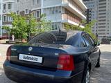 Volkswagen Passat 1997 года за 1 550 000 тг. в Астана – фото 2