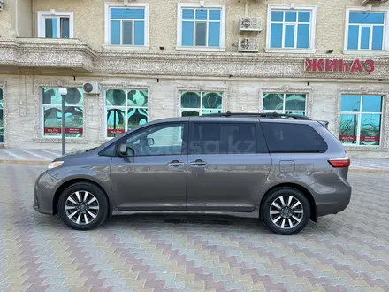 Toyota Sienna 2018 годаүшін16 500 000 тг. в Актау – фото 3