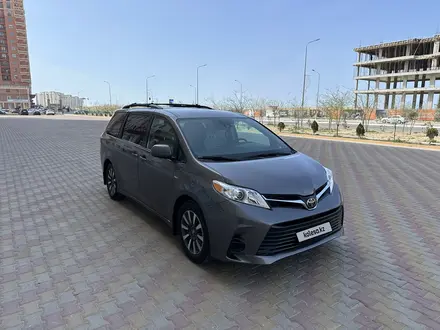 Toyota Sienna 2018 годаүшін16 500 000 тг. в Актау – фото 8