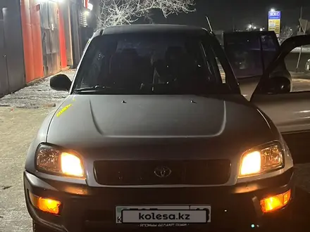 Toyota RAV4 1998 года за 3 784 000 тг. в Семей – фото 2