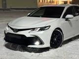 Toyota Camry 2021 годаfor14 400 000 тг. в Астана – фото 3