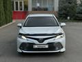 Toyota Camry 2018 года за 13 500 000 тг. в Алматы – фото 2