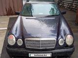 Mercedes-Benz E 200 1995 годаүшін1 290 000 тг. в Караганда – фото 5