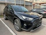 Toyota RAV4 2021 годаүшін15 500 000 тг. в Атырау