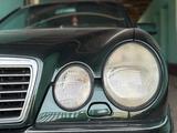 Mercedes-Benz E 320 1998 годаfor3 300 000 тг. в Шу – фото 3
