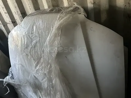 Капот на Mark 2 qualis за 50 000 тг. в Алматы