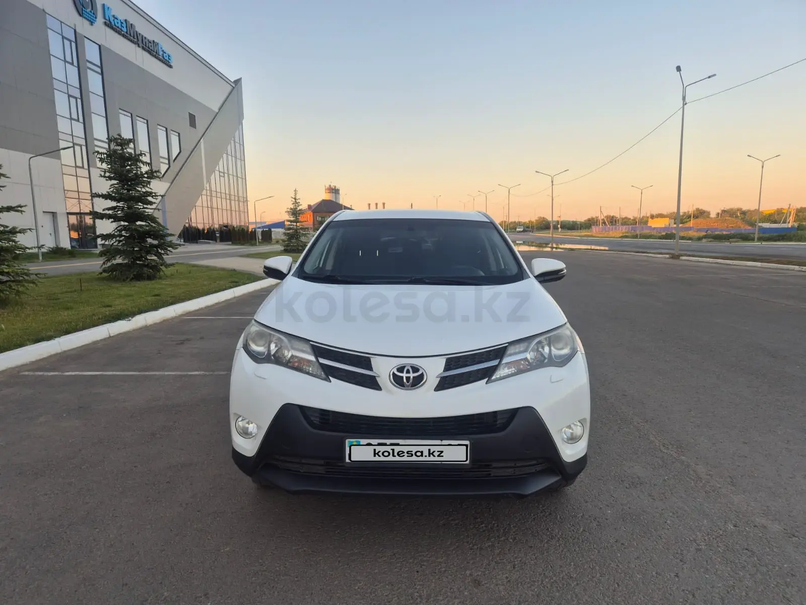 Toyota RAV4, 2015