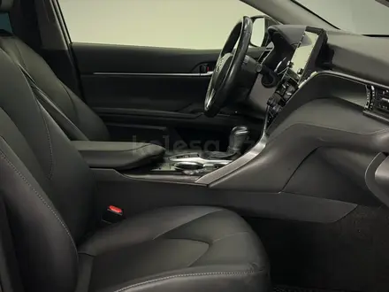 Toyota Camry Prestige 2023 года за 15 700 000 тг. в Астана – фото 6