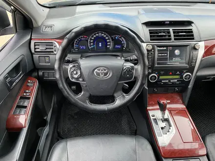Toyota Camry 2014 года за 9 580 000 тг. в Алматы – фото 11