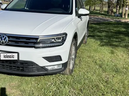 Volkswagen Tiguan 2017 года за 12 500 000 тг. в Кокшетау