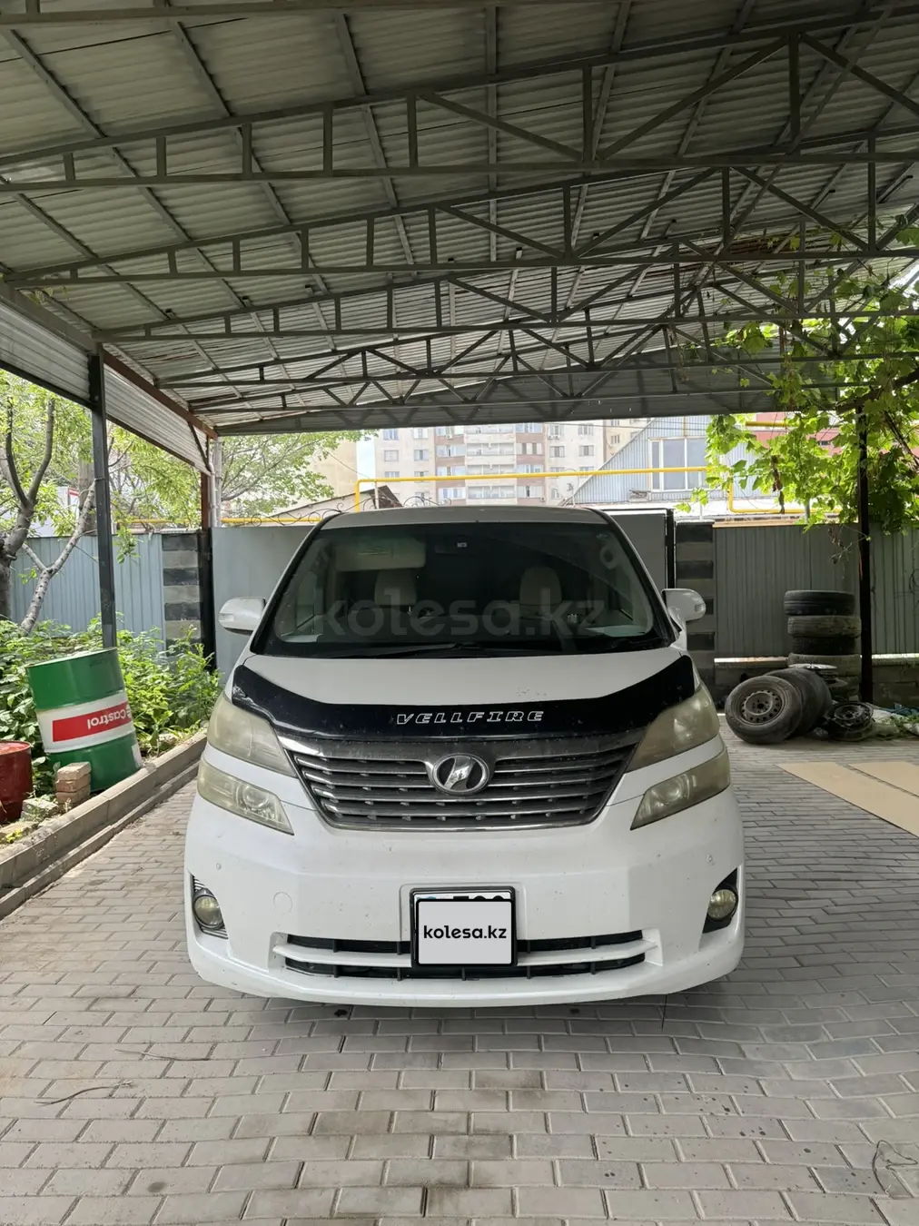 Toyota Vellfire, 2009