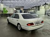 Mercedes-Benz E 280 1998 года за 2 000 000 тг. в Алматы – фото 4