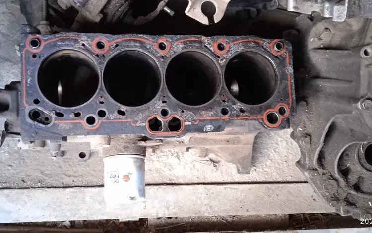 Блок мотора 1.6 — 4 А на Тойоту Карина Е в рабочем состоянии. за 40 000 тг. в Алматы
